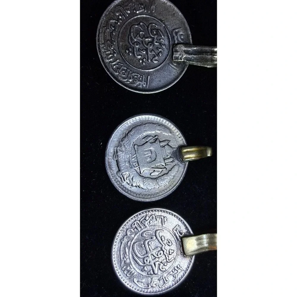 Lot Of 18 Vintage Pakistan Tribal Coin Amulet Pendant Islamic